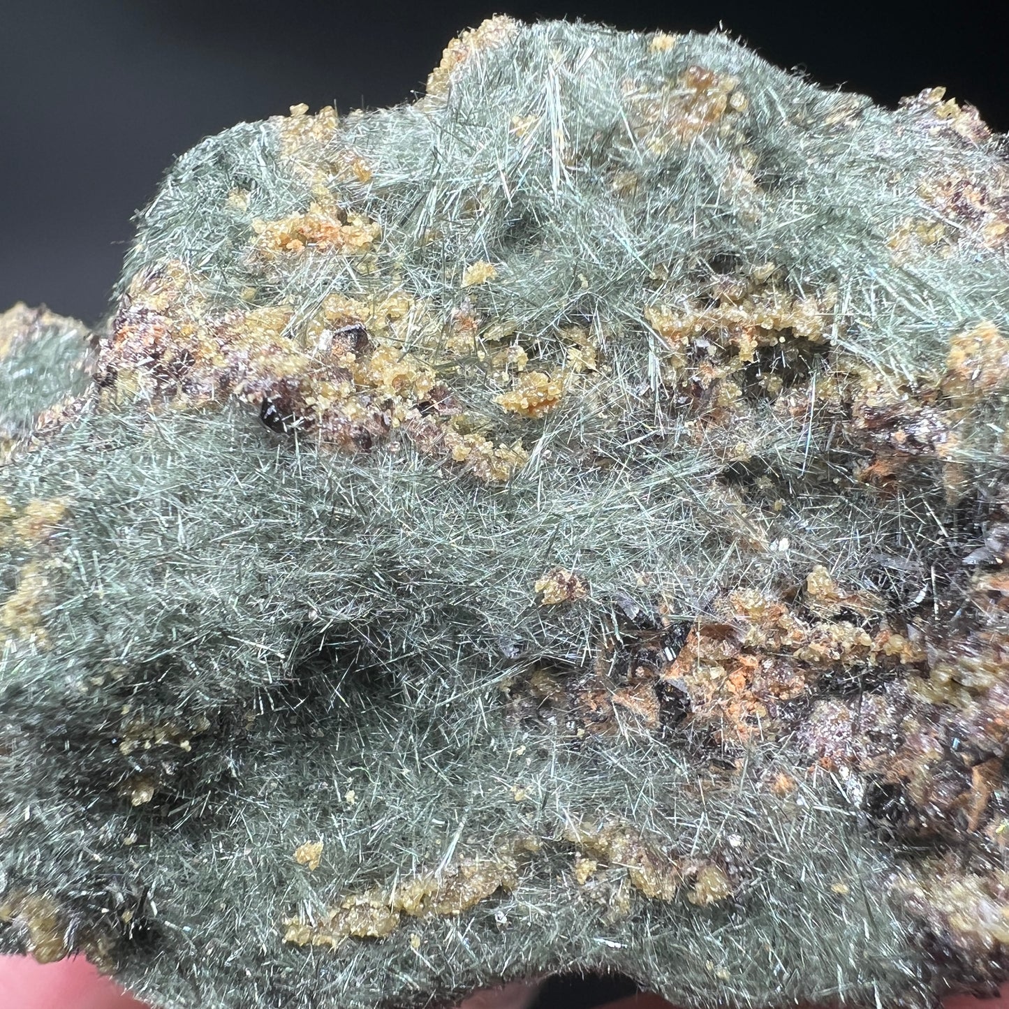 Actinolitum + Axinite (Free shipping)