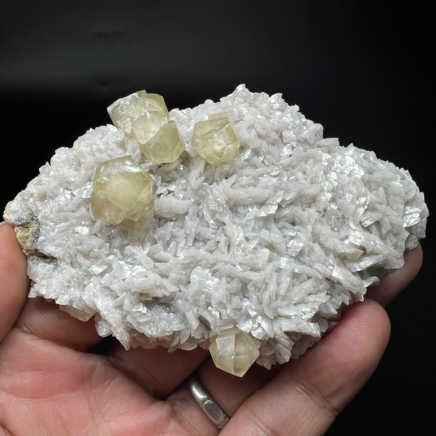 Calcite + Dolomite (Free shipping)