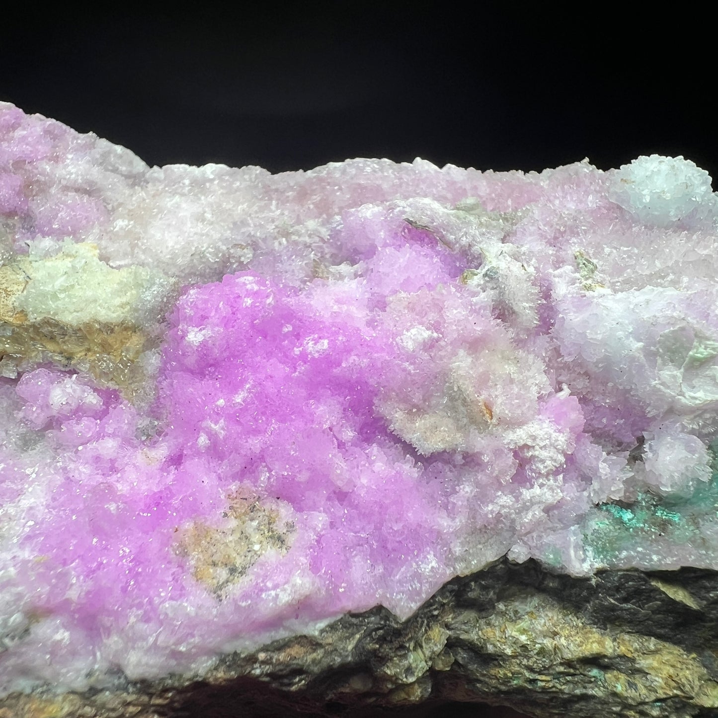 Aragonite (Free shipping)