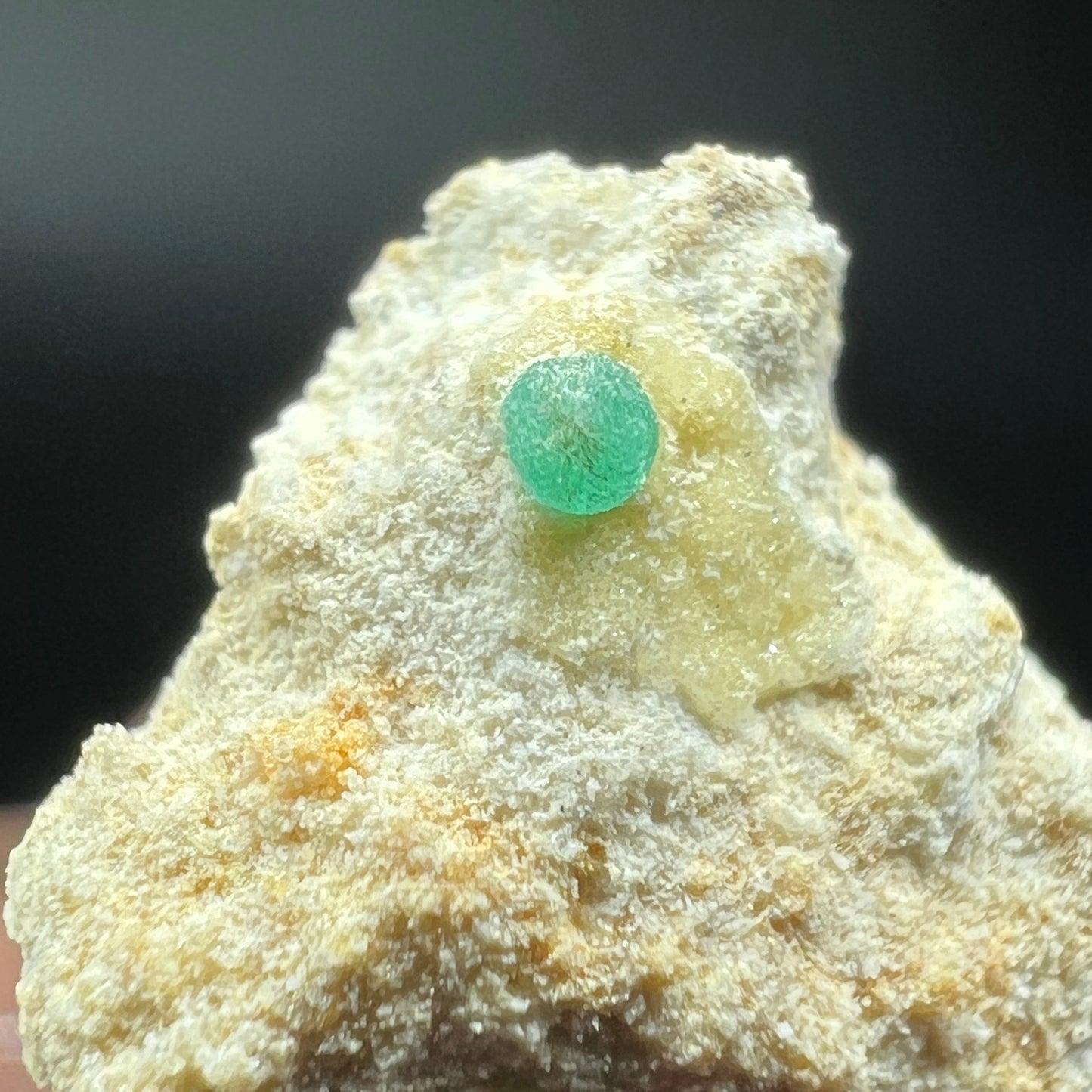 Dongchuanite (Free shipping)