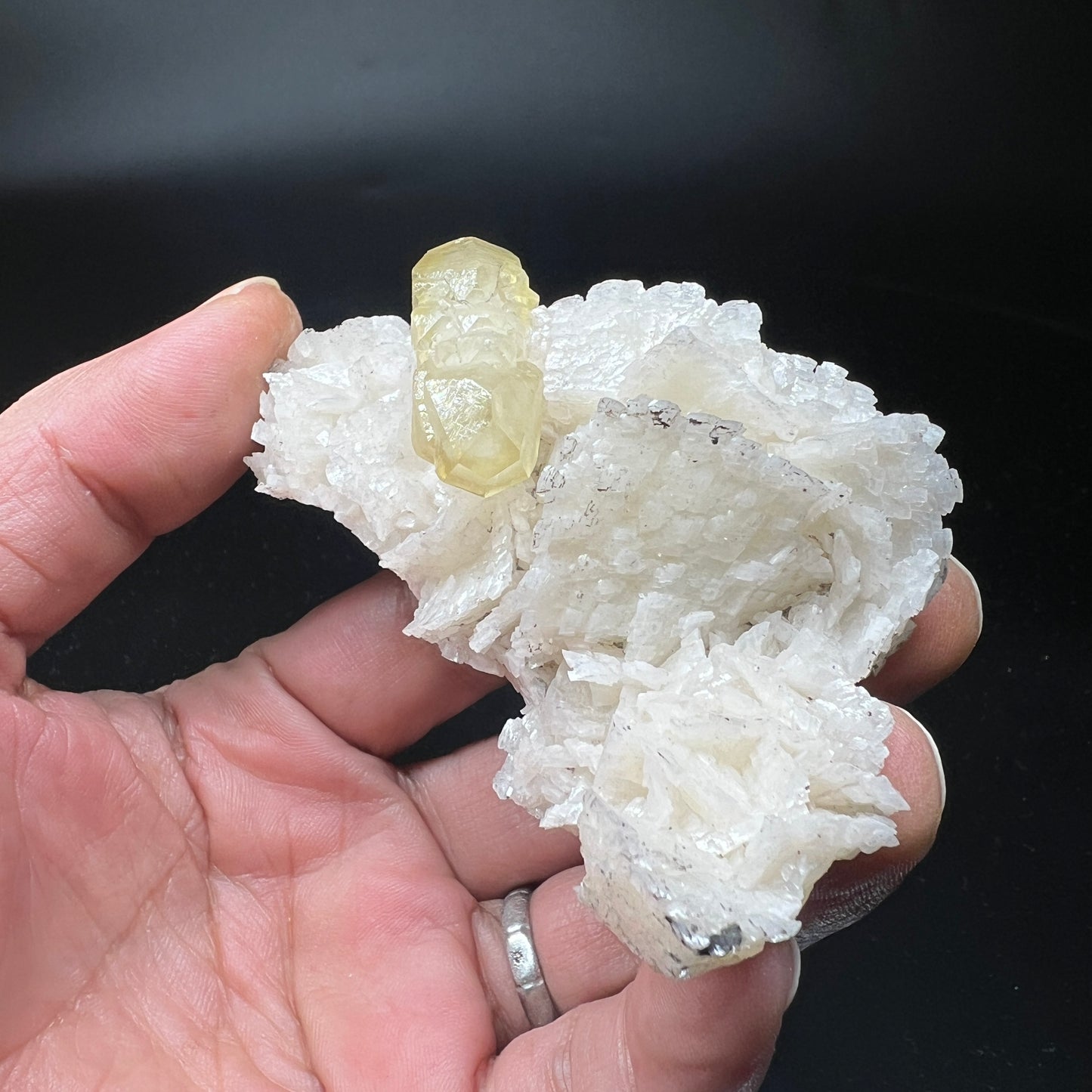 Calcite + Dolomite (Free shipping)