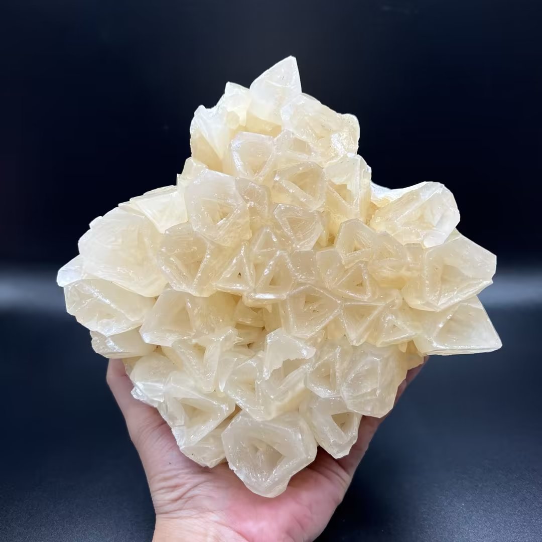 Goblet Calcite (Free shipping)