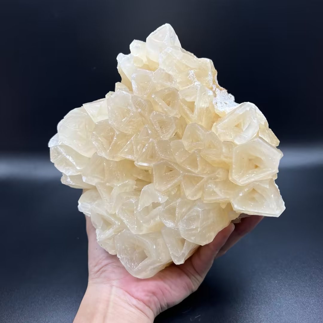 Goblet Calcite (Free shipping)