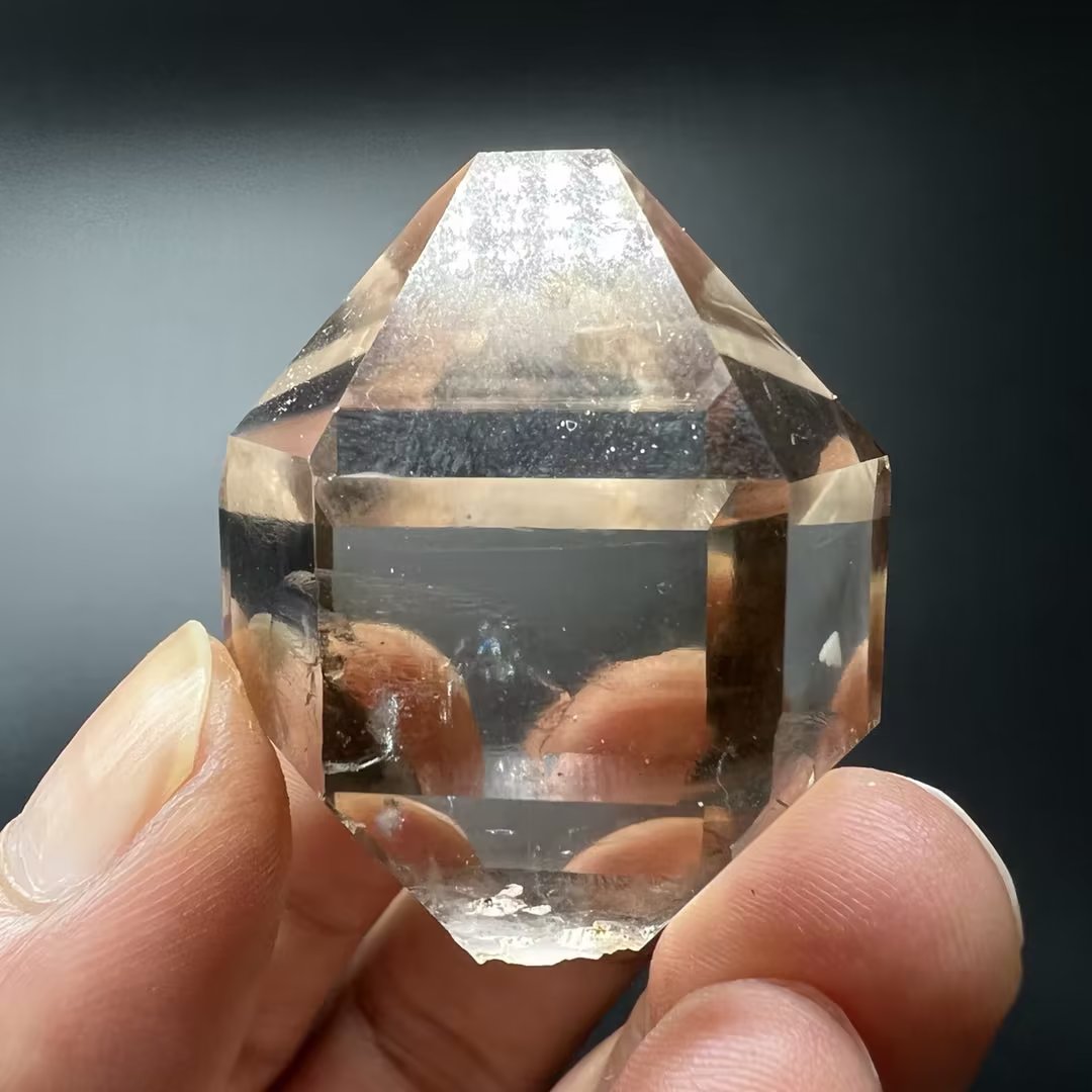 Quartz (Free shipping)