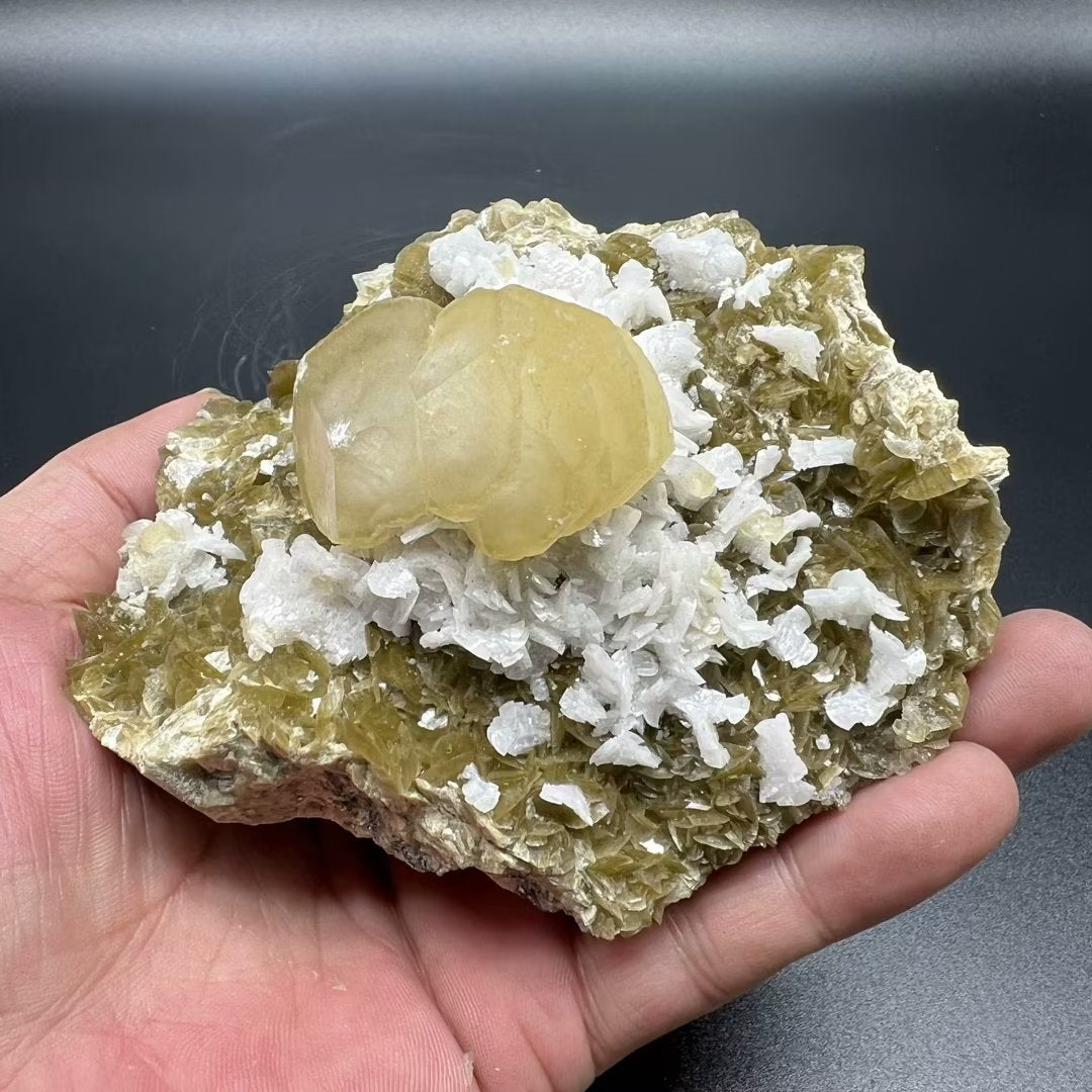 Calcite + Dolomite + Siderite (Free shipping)