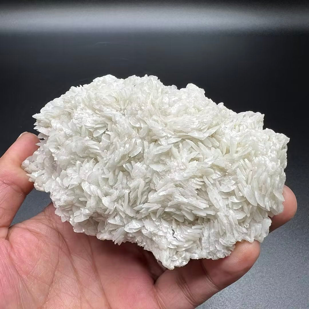 Dolomite (Free shipping)