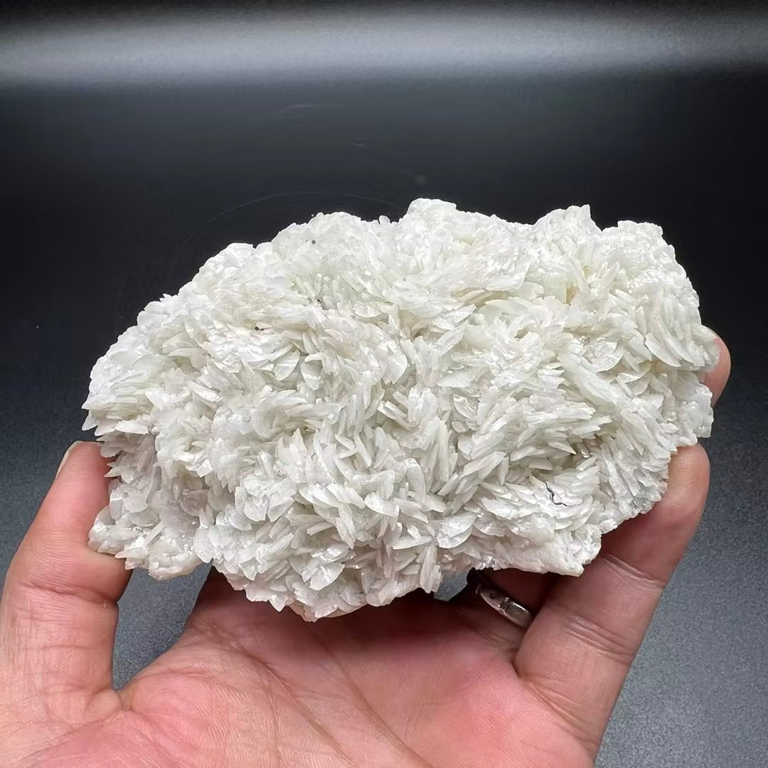 Dolomite (Free shipping)