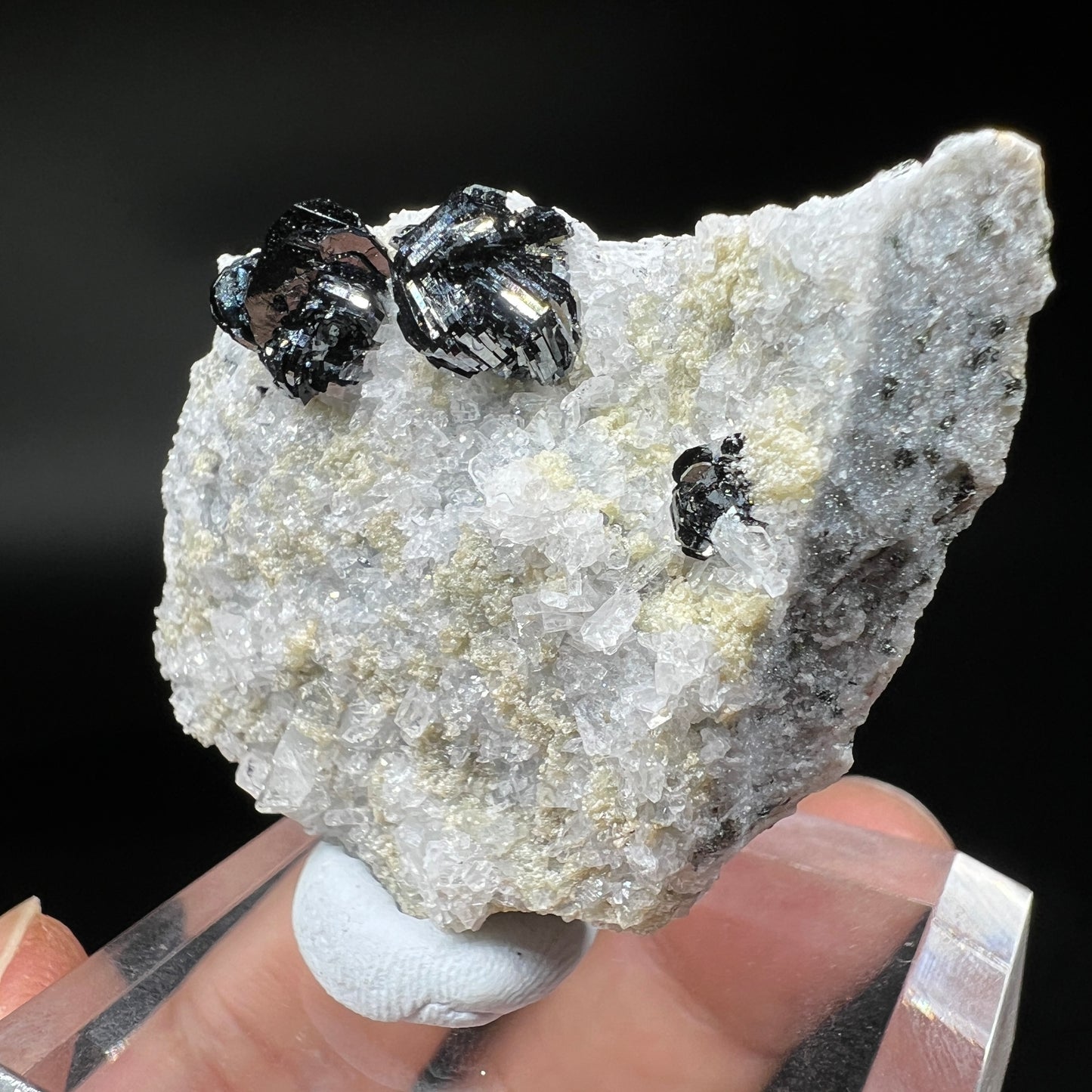 Hematite Rose (Free shipping)