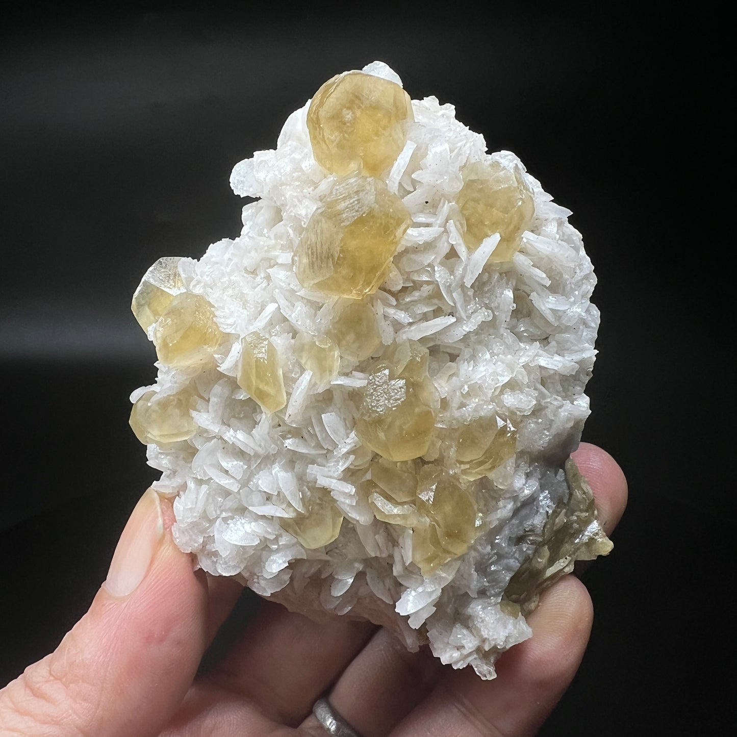 Calcite + Dolomite (Free shipping)