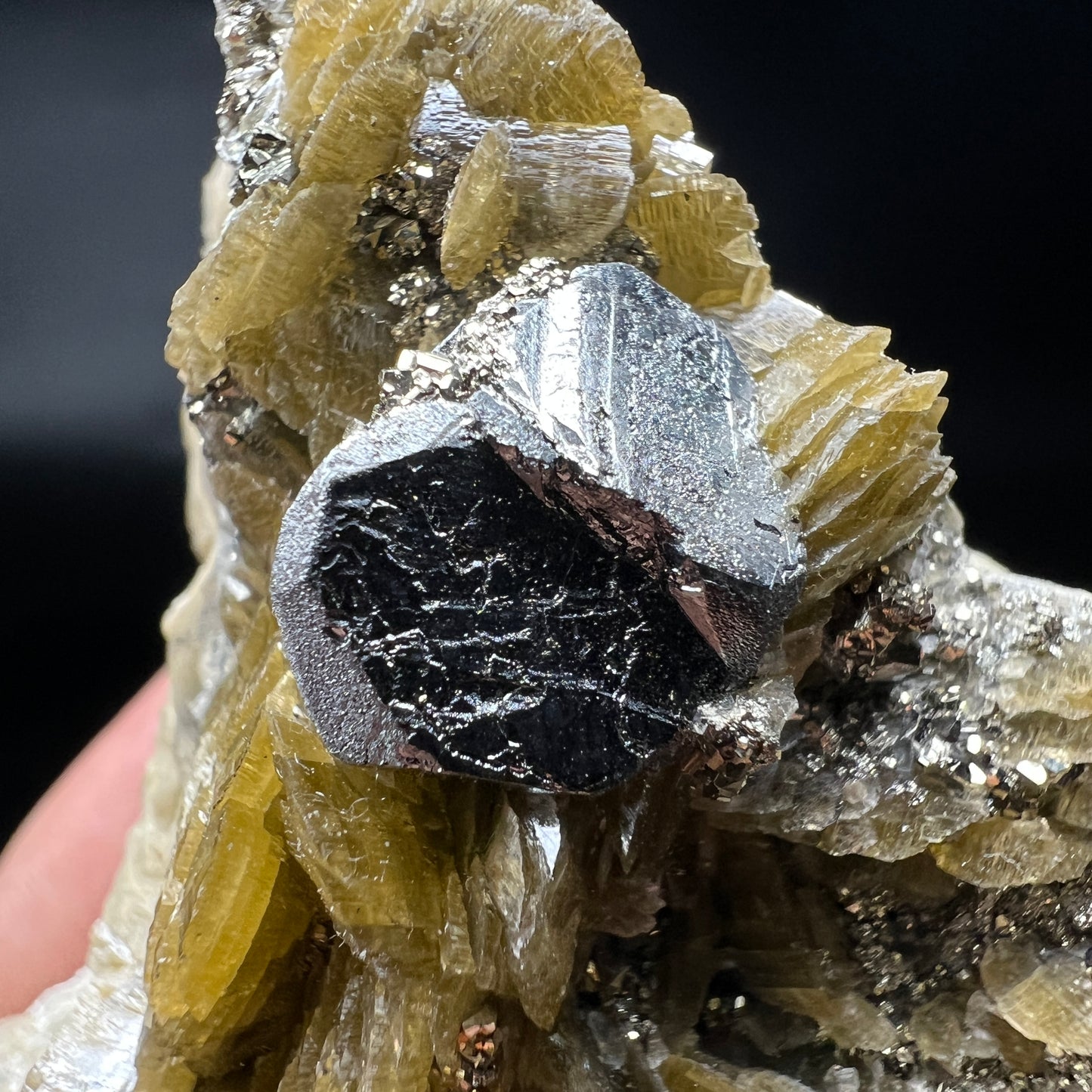 Tetrahedrite + Chalcopyrite + Siderite (Free shipping)