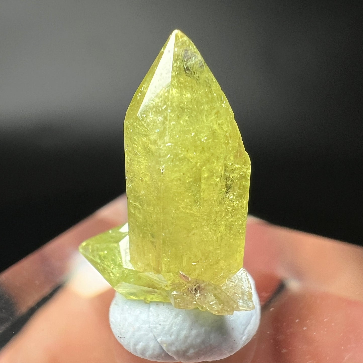 vesuvianite(Idocrase) (Free shipping)