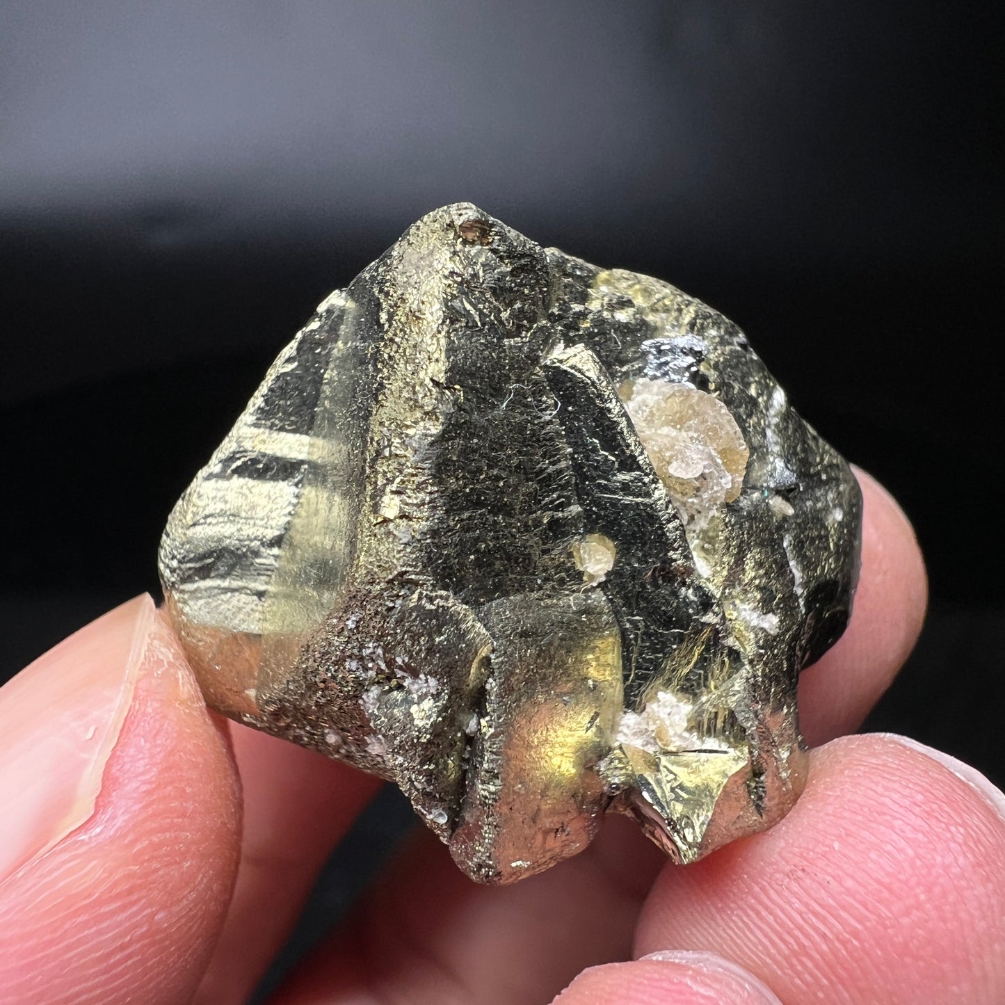 Floater Chalcopyrite + Siderite (Free shipping)