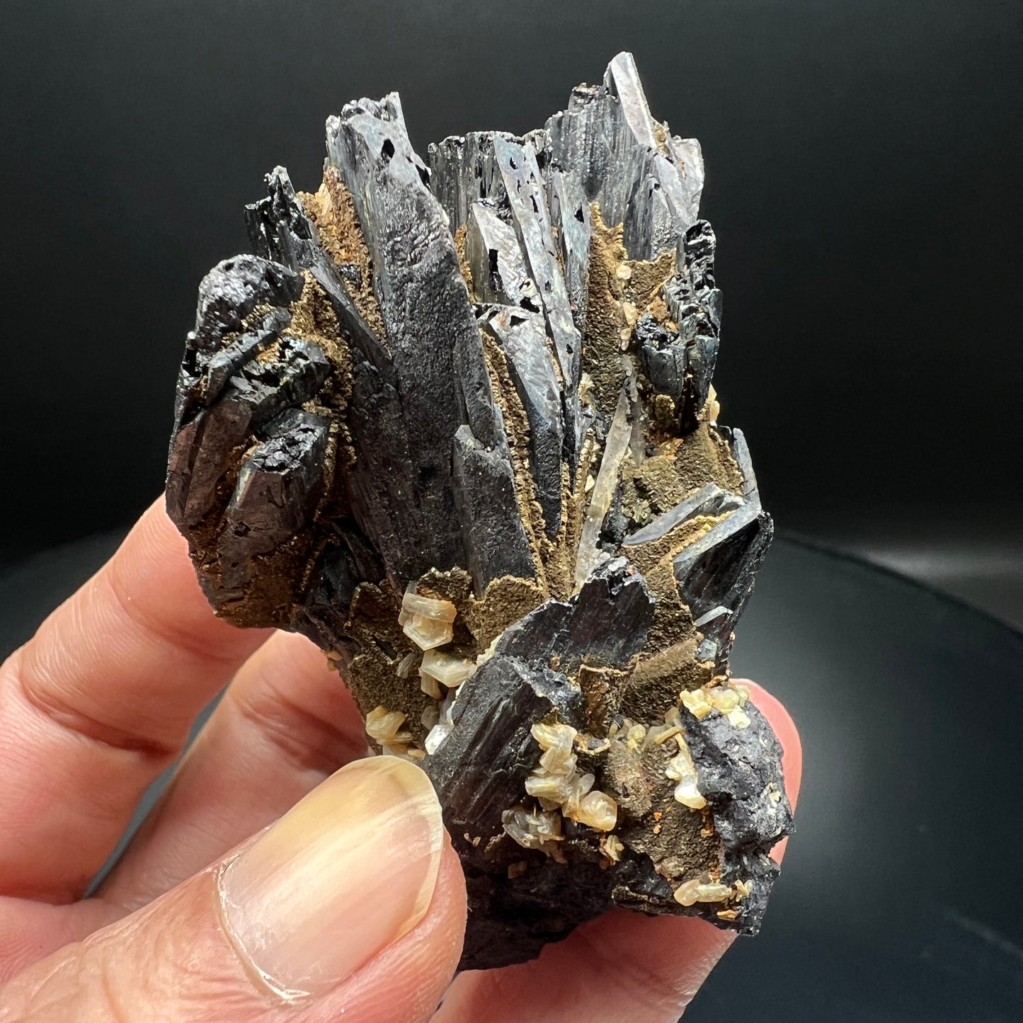 Wolframite + Mica (Free shipping)