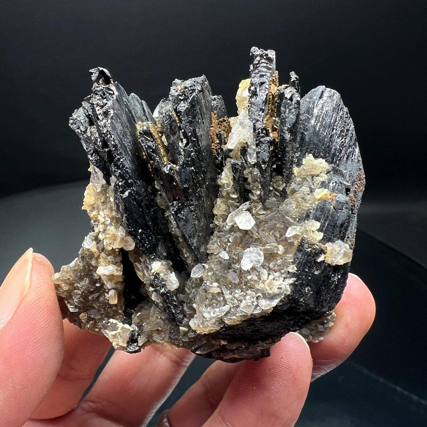 Wolframite + Mica (Free shipping)