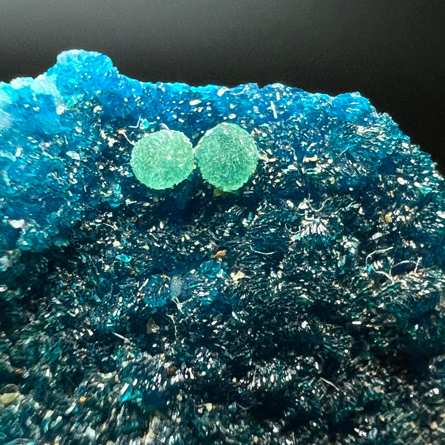 Dongchuanite + Veszelyite (Free shipping)