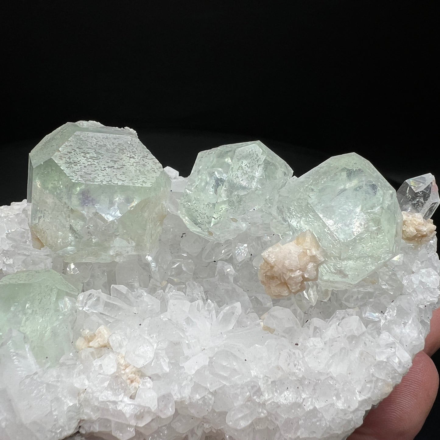 Fluorite + Dolomite + Quartz (Free shipping)