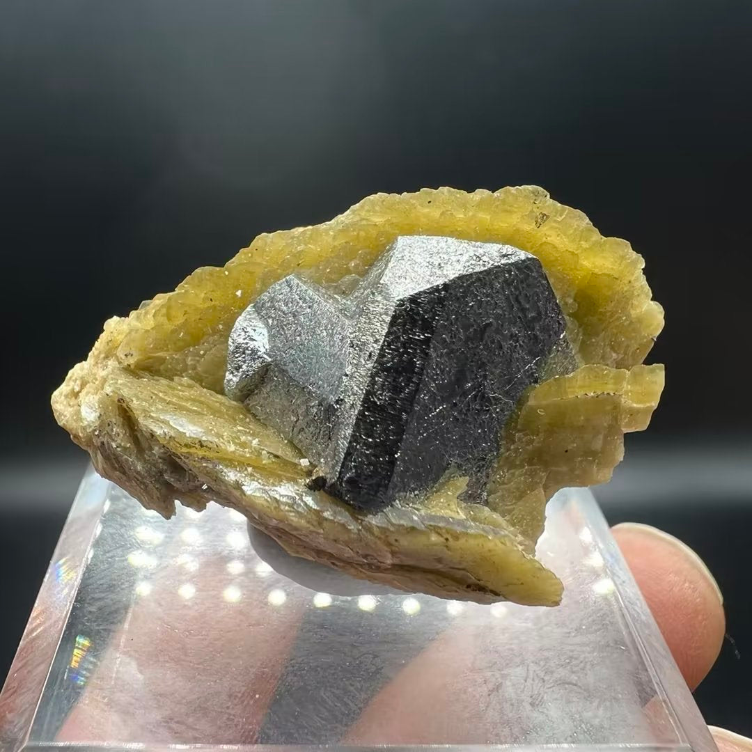 Tetrahedrite + Siderite (Free shipping)