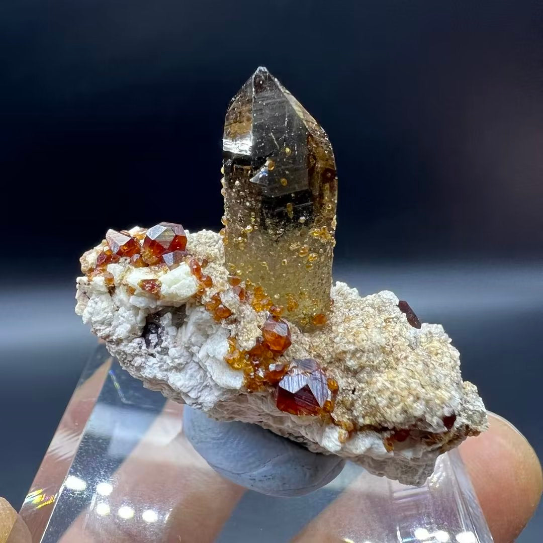 Spessartine + Quartz + Feldspar (Free shipping)