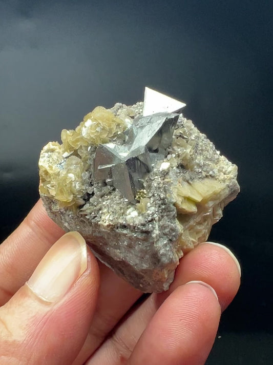 Tetrahedrite + Chalcopyrite + Siderite (Free shipping)