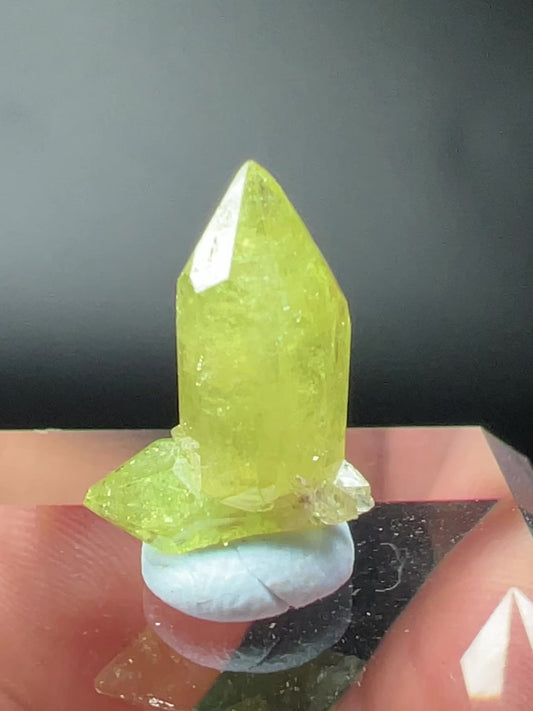 vesuvianite(Idocrase) (Free shipping)