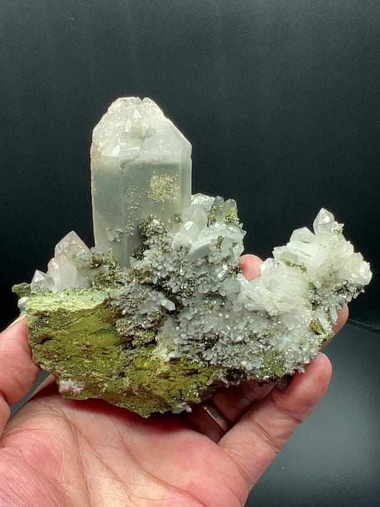 Quartz + Epidote (Free shipping)