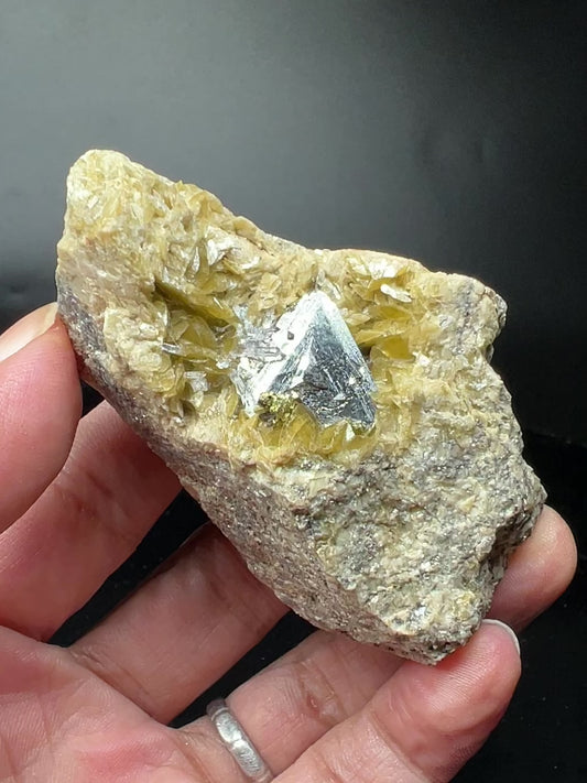 Tetrahedrite + Chalcopyrite + Quartz + Siderite (Free shipping)