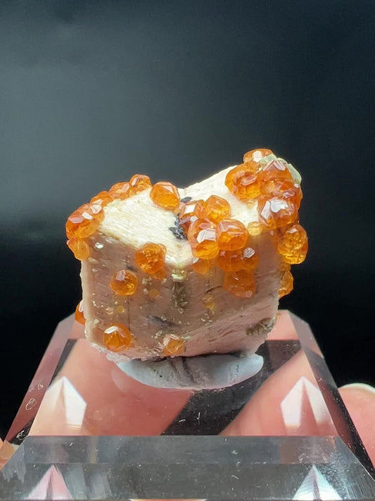 Spessartine + Feldspar (Free shipping)